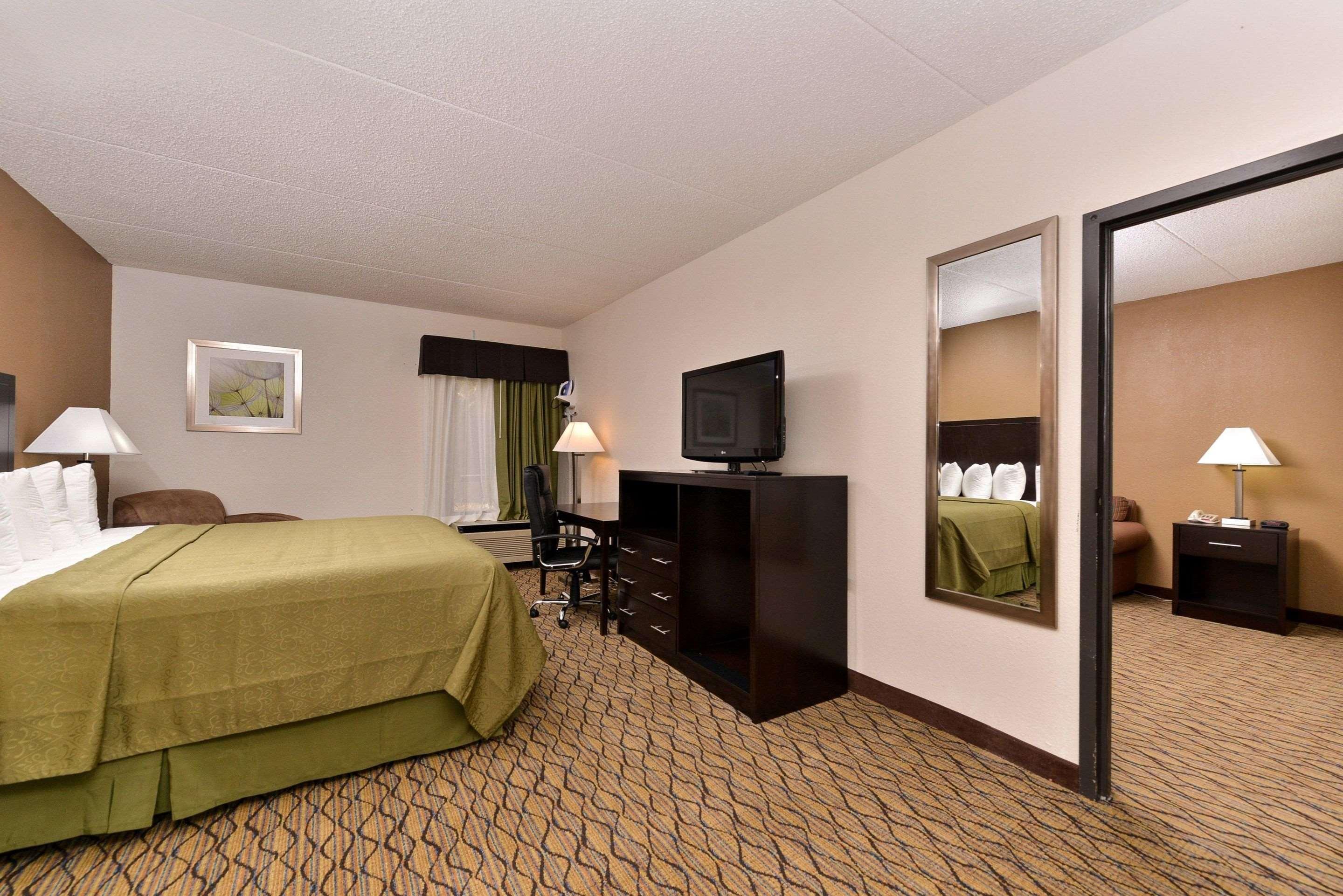 Quality Inn & Suites Matteson Near I-57 Exterior foto