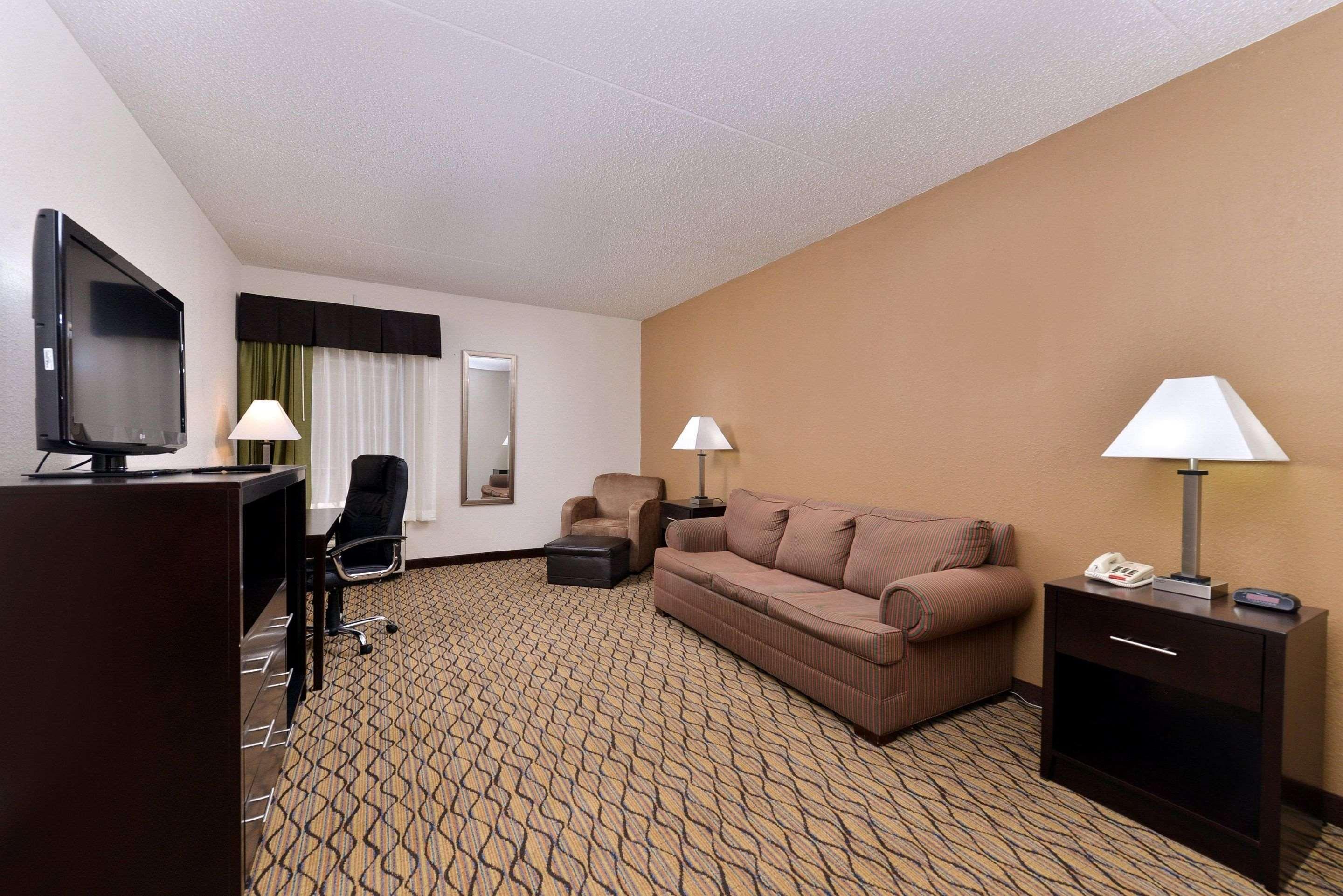 Quality Inn & Suites Matteson Near I-57 Exterior foto